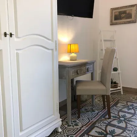 Petite Maison Ta Taranto Exterior foto